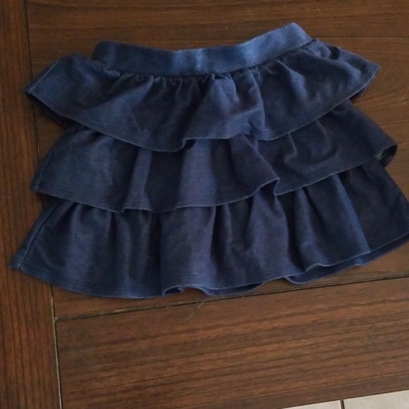 Crazy 8 Other - 2/$6 Crazy 8 girls 4T tiered ruffled skirt